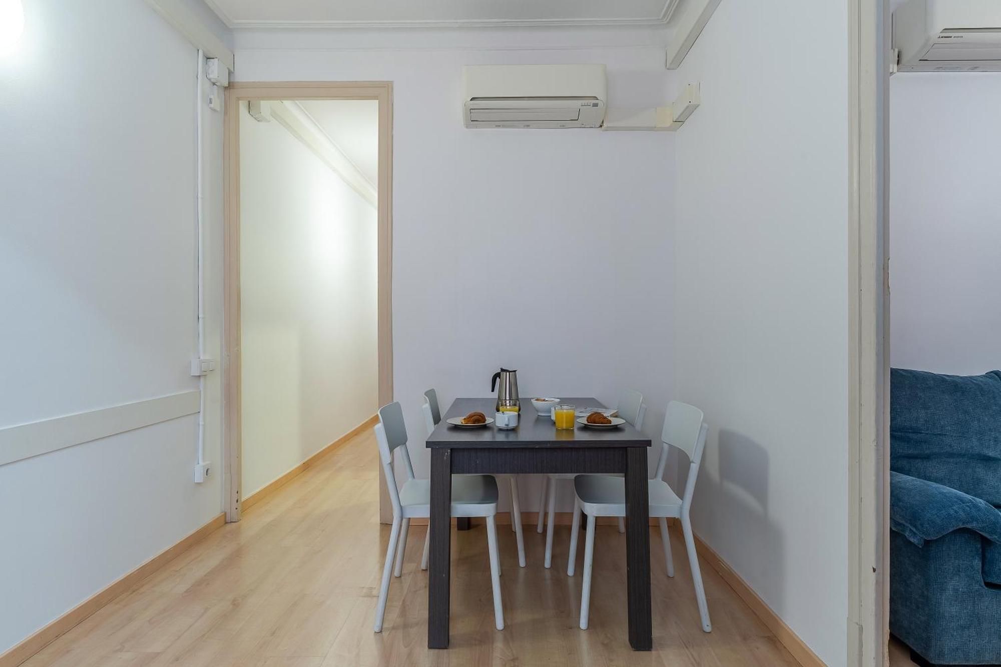 Ab Vila I Vila Apartments Барселона Экстерьер фото